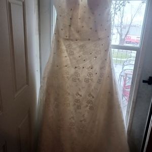 Beautiful wedding dress